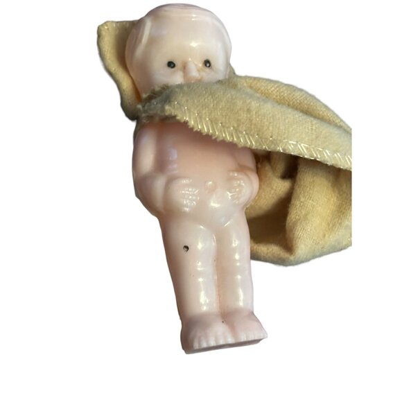 Vintage Celluloid Plastic Baby in Blanket Made in Hong Kong 3.5" - Picture 2 of 7